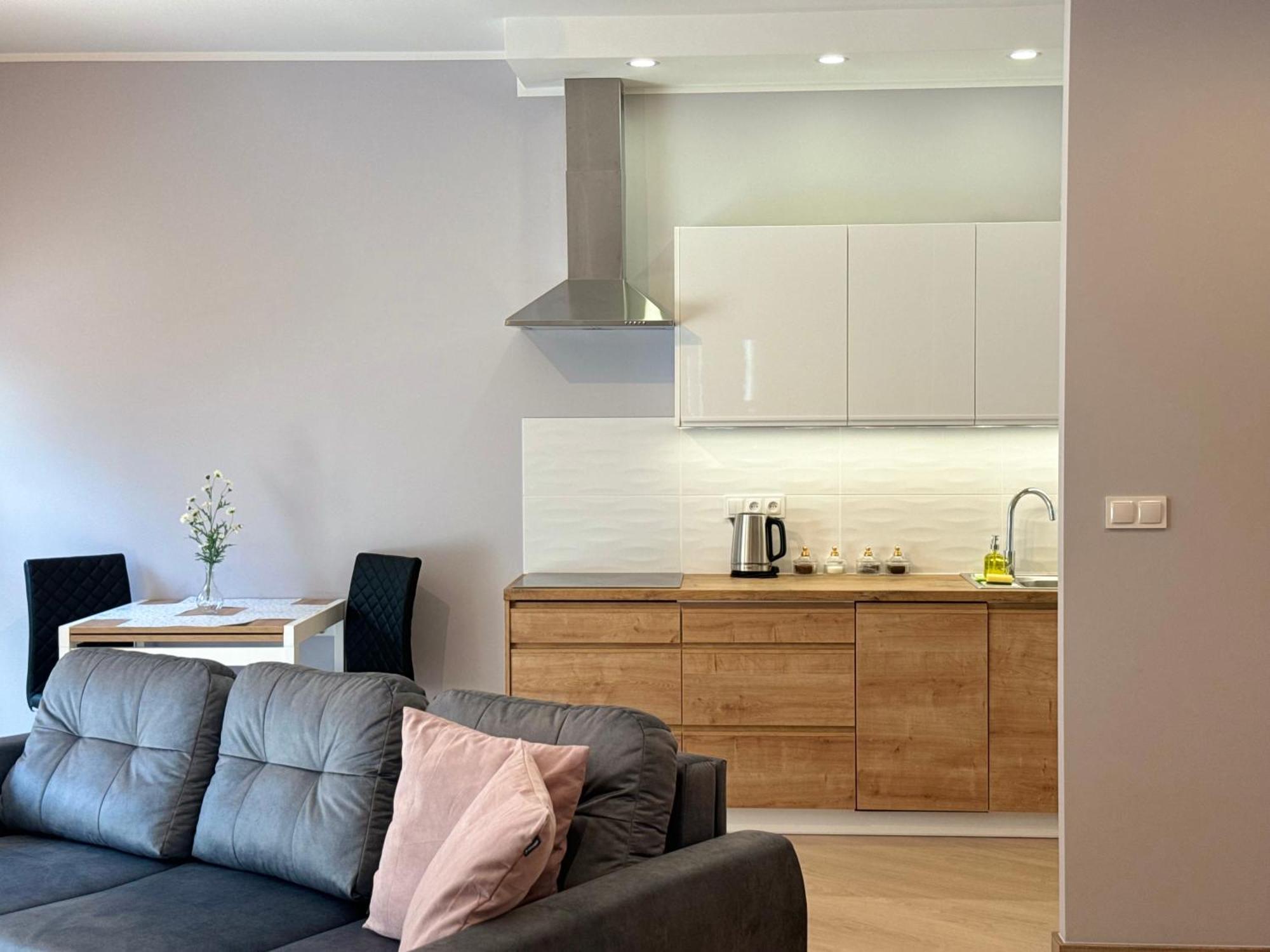 Good Time Apartments Dabrowskiego 58 Poznan Luaran gambar